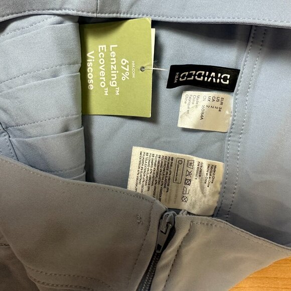 NWT H&M DIVIDED Light Blue Cheer Game Day Tailgate Collegiate Skirt Size 2 - Picture 4 of 8